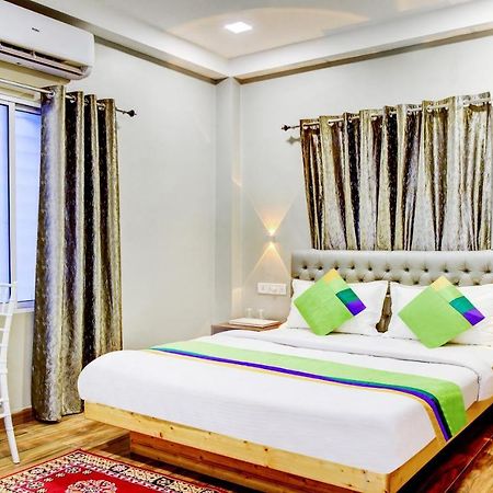 Hotel Treebo Trip Mittal Gardens Shiliguri Exterior foto
