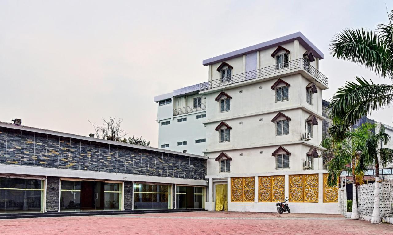 Hotel Treebo Trip Mittal Gardens Shiliguri Exterior foto